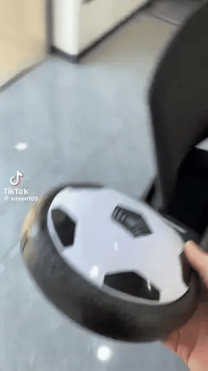 كرة قدم تحوم