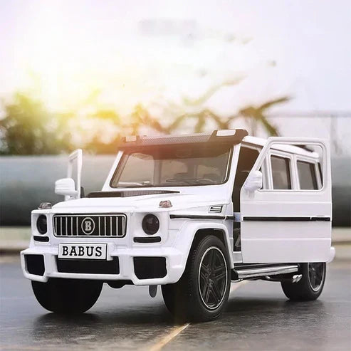 سيارة نموذجية مصبوبة BABOSI 800 SUV